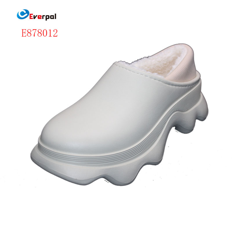 Emakumeentzako Fur Clogs